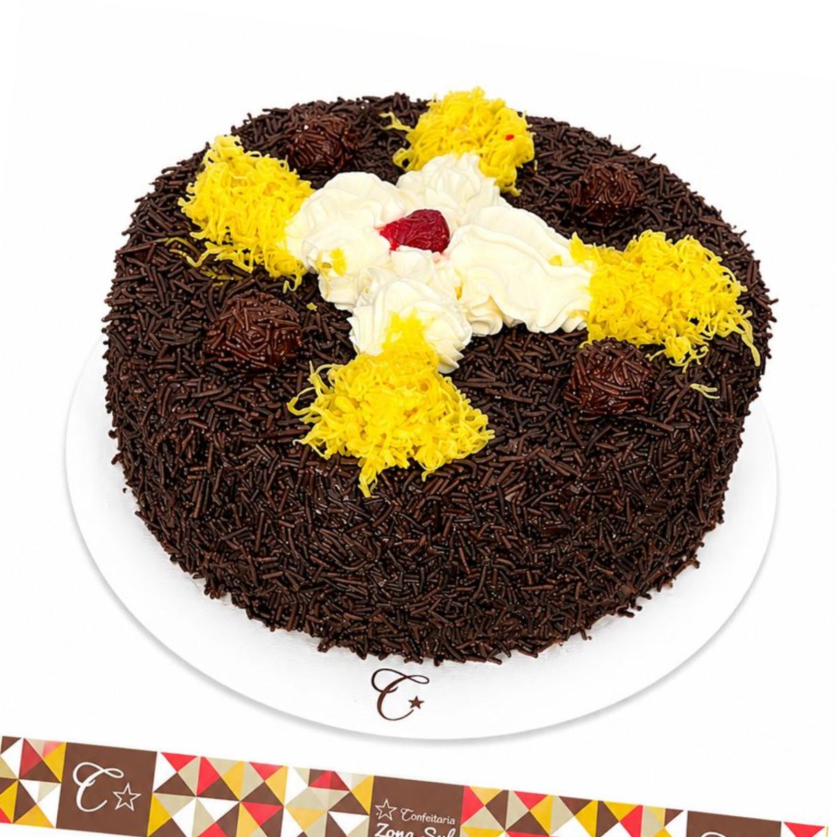 BOLO REDONDO BRIGADEIRO